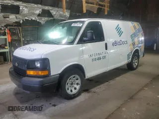 2011 Chevrolet Express Cargo z VIN 1GCSGAFX8B1103789, wystawiony jako Copart lot #60074875 z przebiegiem 103 569 mil mil oraz Czysty tytuł • Clean title. Historia ofert i sprzedaży dostępna na DreamBid. Obrazek 1.