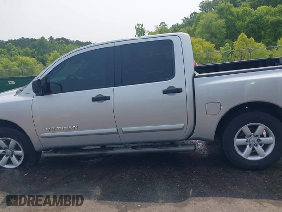 2010 Nissan Titan SE with VIN 1N6BA0ED7AN319933, listed as a IAAI auction lot 42385986 with 273,974 mi miles and . Bid and sale history available at DreamBid. Image 15.