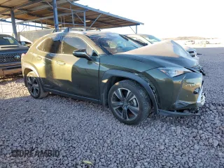 2022 Lexus UX 250h with VIN JTHX9JBHXN2055837, listed as a Copart auction lot 88178815 with 69,913 mi miles and Salvage title. Bid and sale history available at DreamBid. Image 4.
