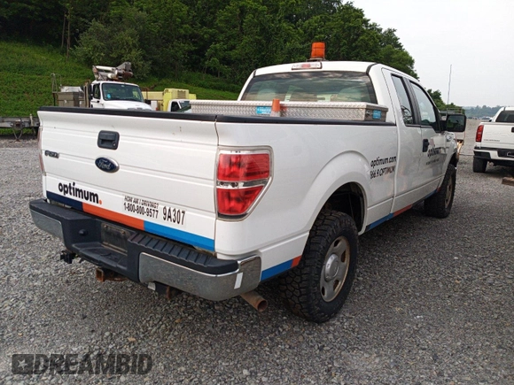 2013 Ford F-150 XL z VIN 1FTEX1EM7DKF27157, wystawiony jako IAAI lot #42786348 z przebiegiem 157 918 mil mil oraz . Historia ofert i sprzedaży dostępna na DreamBid. Obrazek 9.