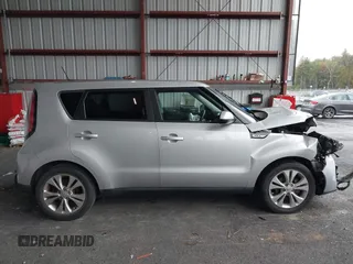 2016 Kia Soul + with VIN KNDJP3A58G7819142, listed as a IAAI auction lot 40432626 with 91,275 mi miles. Bid and sale history available at carsss.com. Image 13.