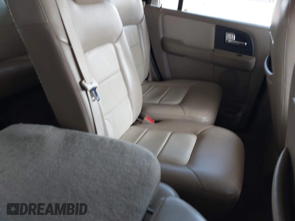 2006 Ford Expedition Eddie Bauer with VIN 1FMPU17506LA04143, listed as a IAAI auction lot 42506471 with 259,206 mi miles and . Bid and sale history available at DreamBid. Image 8.