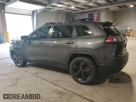 2020 Jeep Cherokee Altitude z VIN 1C4PJMLB5LD608318, wystawiony jako Copart lot #55660845 z przebiegiem 56 394 mil mil oraz Szkoda całkowita • Salvage title. Historia ofert i sprzedaży dostępna na DreamBid. Obrazek 2.