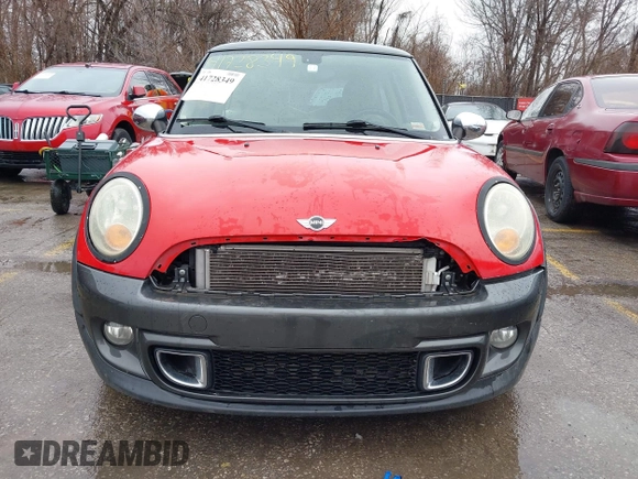 2011 MINI Hardtop S with VIN WMWSV3C57BTY11344, listed as a IAAI auction lot 41728349 with 84,242 mi miles and . Bid and sale history available at DreamBid. Image 6.