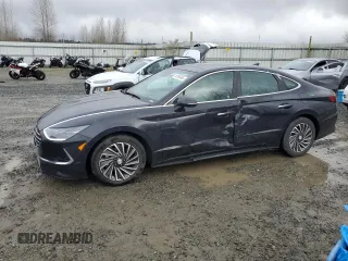 2023 Hyundai Sonata Hybrid Limited with VIN KMHL54JJ2PA055708, listed as a Copart auction lot 45769345 with 32,444 mi miles and Salvage Title. Bid and sale history available at carsss.com. Image 1.