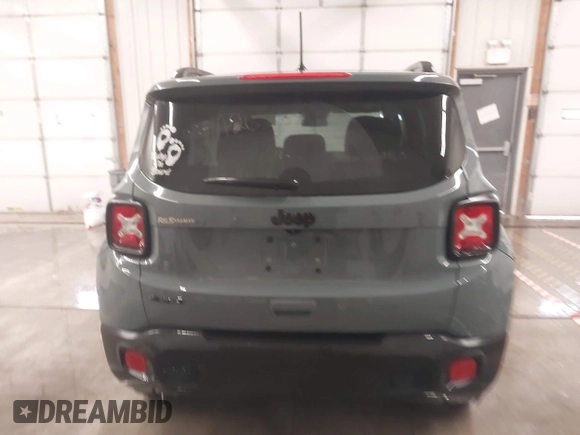 2018 Jeep Renegade Sport with VIN ZACCJBAB7JPH26262, listed as a IAAI auction lot 41594450 with 83,822 mi miles. Bid and sale history available at carsss.com. Image 16.