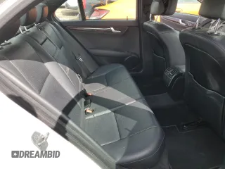 2013 Mercedes-Benz C 250 Sport с VIN WDDGF4HB7DA741925, выставлен на аукционе Copart как лот 51016215 с пробегом 104 059 миль миль и Списание • Salvage title. История ставок и продаж доступна на DreamBid. Изображение 10.