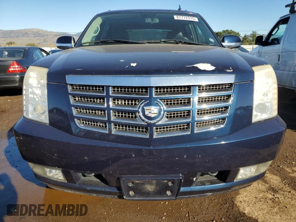 2008 Cadillac Escalade EXT z VIN 3GYFK62818G109076, wystawiony jako Copart lot #87772315 z przebiegiem 117 870 mil mil oraz Czysty tytuł • Clean title. Historia ofert i sprzedaży dostępna na DreamBid. Obrazek 5.