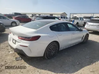 2022 BMW 8 Series M850i z VIN WBAGV8C03NCH10560, wystawiony jako Copart lot #44026465 z przebiegiem 21 292 mil mil oraz Szkoda całkowita • Salvage title. Historia ofert i sprzedaży dostępna na DreamBid. Obrazek 3.