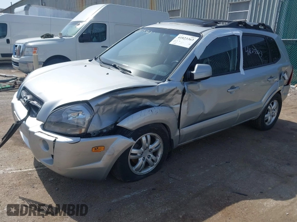 2008 Hyundai Tucson SE with VIN KM8JN72D68U844736, listed as a IAAI auction lot 41823363 with 1 mi miles. Bid and sale history available at carsss.com. Image 17.