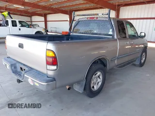 2001 Toyota Tundra SR5 with VIN 5TBRT34191S163739, listed as a IAAI auction lot 41964307 with 268,804 mi miles and . Bid and sale history available at DreamBid. Image 4.