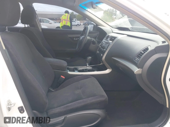 2013 Nissan Altima 2.5 S with VIN 1N4AL3AP7DC256039, listed as a IAAI auction lot 42075241 with 216,625 mi miles and . Bid and sale history available at carsss.com. Image 5.