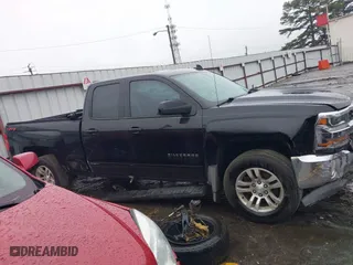 2018 Chevrolet Silverado 1500 LT with VIN 1GCVKRECXJZ234876, listed as a IAAI auction lot 41833091 with 81,366 mi miles. Bid and sale history available at carsss.com. Image 13.