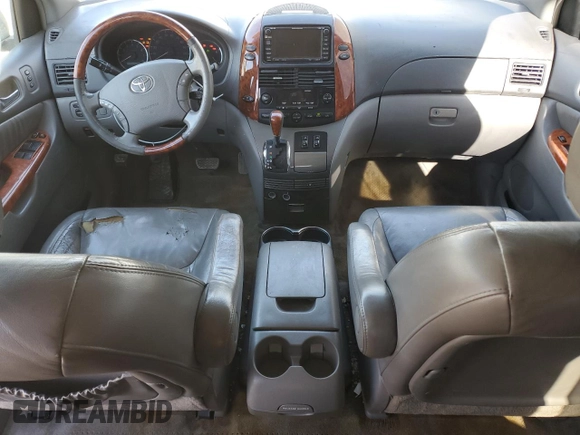 2008 Toyota Sienna XLE with VIN 5TDBK22C68S011227, listed as a Copart auction lot 45466755 with 268,658 mi miles and Clean Title. Bid and sale history available at carsss.com. Image 8.