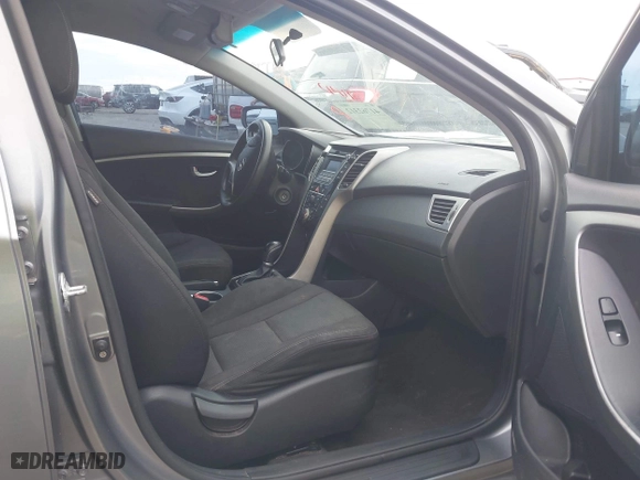 2017 Hyundai Elantra GT with VIN KMHD35LH9HU377031, listed as a IAAI auction lot 41762312 with 1 mi miles. Bid and sale history available at carsss.com. Image 5.
