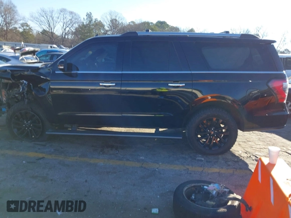 2020 Ford Expedition Max Limited z VIN 1FMJK2AT9LEA11567, wystawiony jako IAAI lot #41592375 z przebiegiem 96 659 mil mil oraz . Historia ofert i sprzedaży dostępna na DreamBid. Obrazek 14.