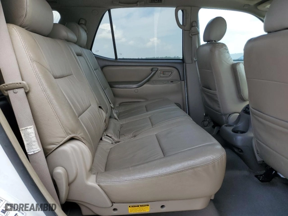 2006 Toyota Sequoia SR5 with VIN 5TDZT34A36S267724, listed as a Copart auction lot 53955305 with 300,858 mi miles and Clean Title. Bid and sale history available at carsss.com. Image 11.