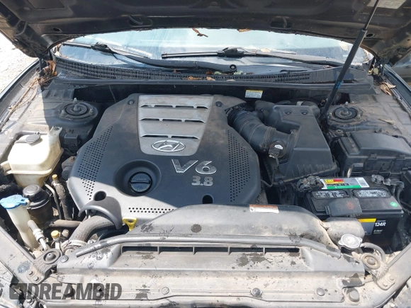 2008 Hyundai Azera Limited с VIN KMHFC46F38A311072, выставлен на аукционе IAAI как лот 42432173 с пробегом 221 512 миль миль и . История ставок и продаж доступна на DreamBid. Изображение 10.