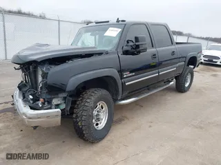 2006 Chevrolet Silverado 2500HD Work Truck with VIN 1GCHK23276F116761, listed as a IAAI auction lot 41469399 with 1 mi miles. Bid and sale history available at carsss.com. Image 19.