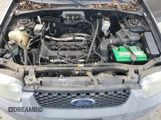 2007 Ford Escape XLT with VIN 1FMYU03Z47KB25109, listed as a Copart auction lot 83229644 with 58,735 mi miles and Clean Title. Bid and sale history available at carsss.com. Image 12.