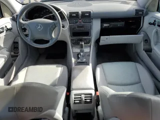 2003 Mercedes-Benz C 320 with VIN WDBRF64J53F440632, listed as a Copart auction lot 71250234 with 112,845 mi miles and Salvage Title. Bid and sale history available at DreamBid. Image 8.