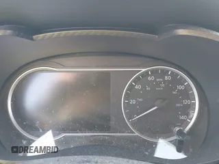 2023 Nissan Versa SR z VIN 3N1CN8FV4PL870186, wystawiony jako IAAI lot #42458430 z przebiegiem 22 mil mil oraz . Historia ofert i sprzedaży dostępna na DreamBid. Obrazek 7.