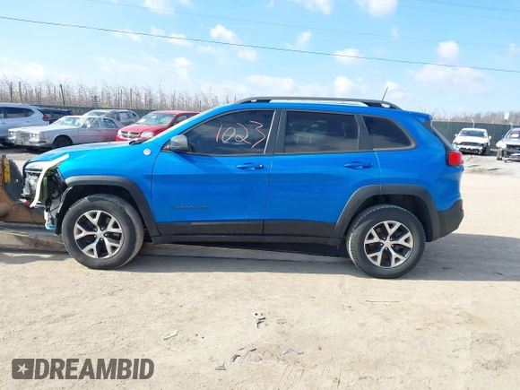 2018 Jeep Cherokee Trailhawk with VIN 1C4PJMBB2JD569069, listed as a IAAI auction lot 41651023 with 80,201 mi miles. Bid and sale history available at carsss.com. Image 14.