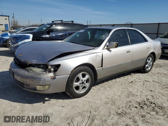 1998 Lexus ES 300 with VIN JT8BF28G3W5030236, listed as a Copart auction lot 45691855 with 181,675 mi miles and Salvage title. Bid and sale history available at DreamBid. Image 1.
