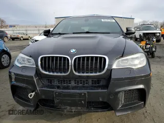 2014 BMW X6 M with VIN 5YMGZ0C50E0C40212, listed as a Copart auction lot 85447564 with 0 mi miles and Clean Title. Bid and sale history available at carsss.com. Image 5.