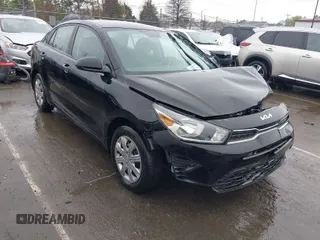 2022 Kia Rio S with VIN 3KPA24ADXNE490680, listed as a IAAI auction lot 41853506 with 37,537 mi miles. Bid and sale history available at carsss.com. Image 1.
