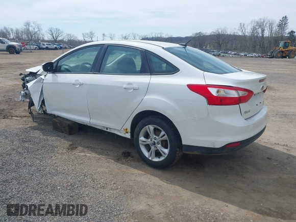 2014 Ford Focus SE with VIN 1FADP3F21EL347114, listed as a IAAI auction lot 41984235 with 110,559 mi miles and . Bid and sale history available at carsss.com. Image 3.