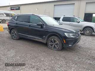 2018 Volkswagen Tiguan SEL with VIN 3VV3B7AX8JM095192, listed as a IAAI auction lot 42619130 with 76,029 mi miles and . Bid and sale history available at DreamBid. Image 1.