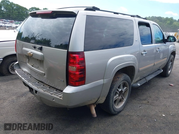 2007 Chevrolet Suburban LTZ with VIN 3GNFK16347G230066, listed as a IAAI auction lot 42183962 with Not Provided miles. Bid and sale history available at carsss.com. Image 4.