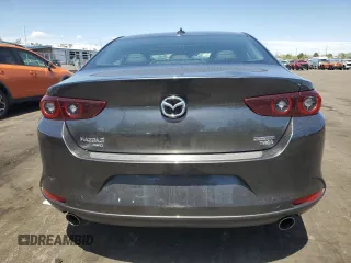 2022 Mazda 3 2.5 Turbo z VIN 3MZBPBAY7NM319420, wystawiony jako Copart lot #53494754 z przebiegiem 15 063 mil mil oraz Szkoda całkowita • Salvage title. Historia ofert i sprzedaży dostępna na DreamBid. Obrazek 6.