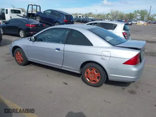2002 Honda Civic LX with VIN 1HGEM21522L049042, listed as a IAAI auction lot 42077437 with 189,393 mi miles. Bid and sale history available at carsss.com. Image 3.