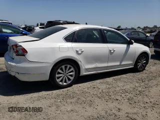 2013 Volkswagen Passat SEL Premium z VIN 1VWCH7A38DC039377, wystawiony jako Copart lot #54396435 z przebiegiem 111 925 mil mil oraz Szkoda całkowita • Salvage title. Historia ofert i sprzedaży dostępna na DreamBid. Obrazek 3.