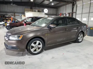 2014 Volkswagen Jetta TDI w/Premium/Nav with VIN 3VWLL7AJ3EM352687, listed as a Copart auction lot 63249725 with 122,678 mi miles and Clean title. Bid and sale history available at DreamBid. Image 1.