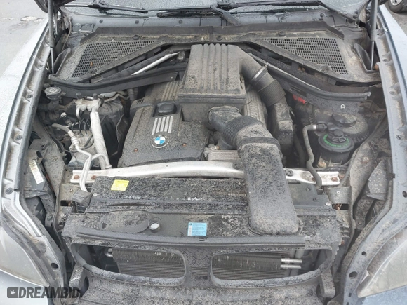 2009 BMW X5 30i with VIN 5UXFE43579L271366, listed as a IAAI auction lot 41831724 with 129,107 mi miles. Bid and sale history available at carsss.com. Image 10.