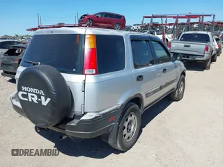 2000 Honda CR-V LX with VIN JHLRD2846YC009880, listed as a IAAI auction lot 41830061 with 263,177 mi miles. Bid and sale history available at carsss.com. Image 4.