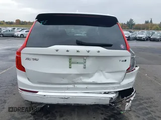 2021 Volvo XC90 Inscription with VIN YV4A22PL7M1724212, listed as a IAAI auction lot 40777149 with 55,123 mi miles. Bid and sale history available at carsss.com. Image 16.
