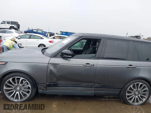 2019 Land Rover Range Rover HSE с VIN SALGS2SV7KA517881, выставлен на аукционе IAAI как лот 41766088 с пробегом 63 318 миль миль и . История ставок и продаж доступна на DreamBid. Изображение 14.