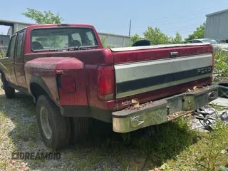 1995 Ford F-350 с VIN 1FTJX35F5SKA30133, выставлен на аукционе Copart как лот 60016495 с пробегом Не указан миль и Чистый • Clean title. История ставок и продаж доступна на DreamBid. Изображение 3.
