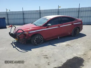 2015 Ford Fusion SE z VIN 3FA6P0H77FR105852, wystawiony jako Copart lot #63109045 z przebiegiem 141 056 mil mil oraz Szkoda całkowita • Salvage title. Historia ofert i sprzedaży dostępna na DreamBid. Obrazek 1.