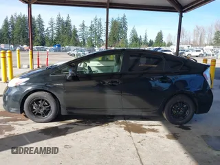 2014 Toyota Prius Four with VIN JTDKN3DU7E0359720, listed as a IAAI auction lot 41880691 with 274,987 mi miles. Bid and sale history available at carsss.com. Image 14.