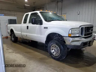2003 Ford F-250 XL with VIN 1FTNX21L53EA55296, listed as a Copart auction lot 48673225 with 260,764 mi miles and Salvage title. Bid and sale history available at DreamBid. Image 4.
