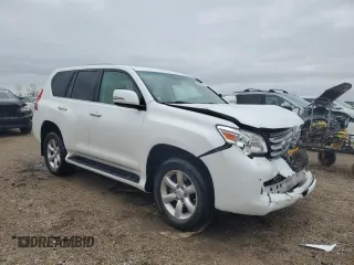 2011 Lexus GX 460 z VIN JTJBM7FX2B5019663, wystawiony jako Copart lot #53881575 z przebiegiem 164 398 mil mil oraz Szkody całkowita. Historia ofert i sprzedaży dostępna na DreamBid. Obrazek 4.