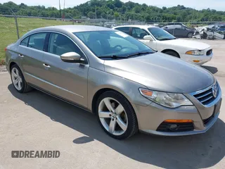 2012 Volkswagen CC Lux Limited Edition z VIN WVWHN7AN5CE537459, wystawiony jako IAAI lot #42583523 z przebiegiem 87 109 mil mil oraz . Historia ofert i sprzedaży dostępna na DreamBid. Obrazek 1.