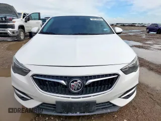 2018 Buick Regal Essence with VIN W04GP6SX4J1127816, listed as a Copart auction lot 58793905 with 86,501 mi miles and Salvage title. Bid and sale history available at DreamBid. Image 5.