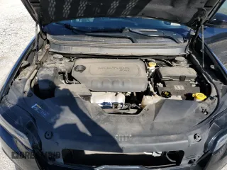 2020 Jeep Cherokee Latitude Plus with VIN 1C4PJLLBXLD525512, listed as a Copart auction lot 43644995 with 63,342 mi miles and Salvage Title. Bid and sale history available at carsss.com. Image 13.