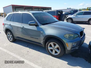 2007 BMW X5 3.0si z VIN 5UXFE43567L012591, wystawiony jako IAAI lot #42313880 z przebiegiem Nie podano mil oraz . Historia ofert i sprzedaży dostępna na DreamBid. Obrazek 1.